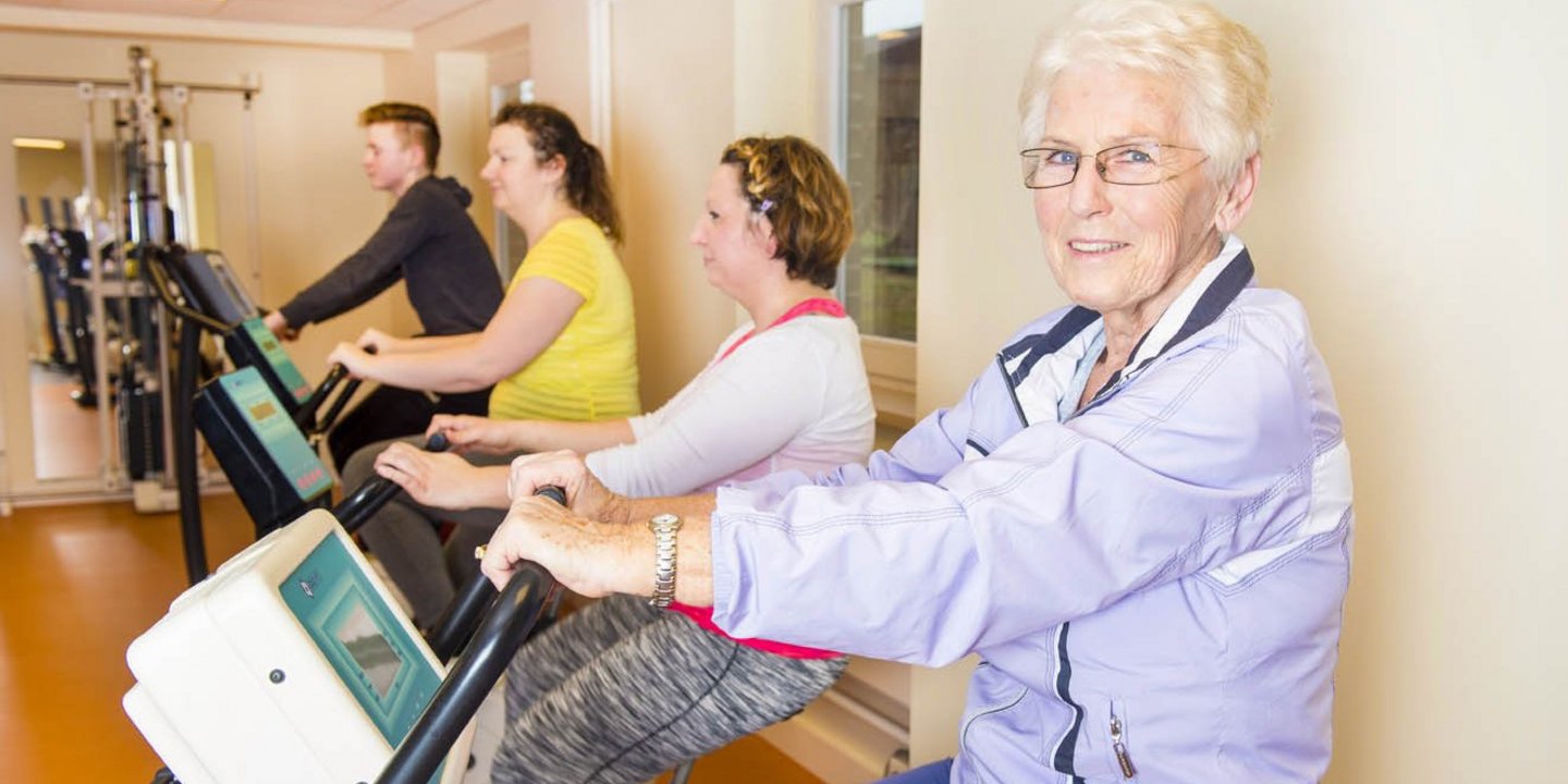 Deutschlands ausgezeichnete Rehakliniken 2024/25 - VAMED Rehaklinik Lehmrade wurde in der stern-Liste erneut in dem Fachbereich Krebserkrankungen ausgezeichnet!  